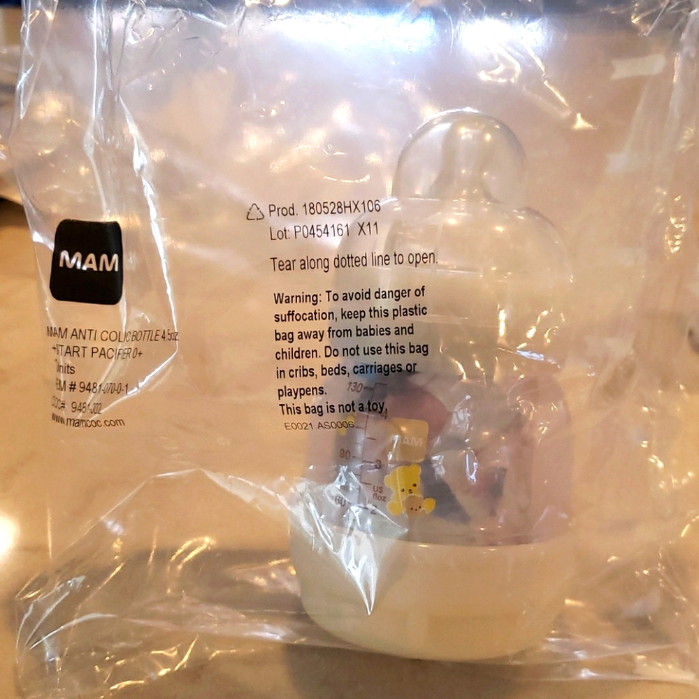 4/$10 NWT MAM anti-colic bottle 4.5oz pacifier
